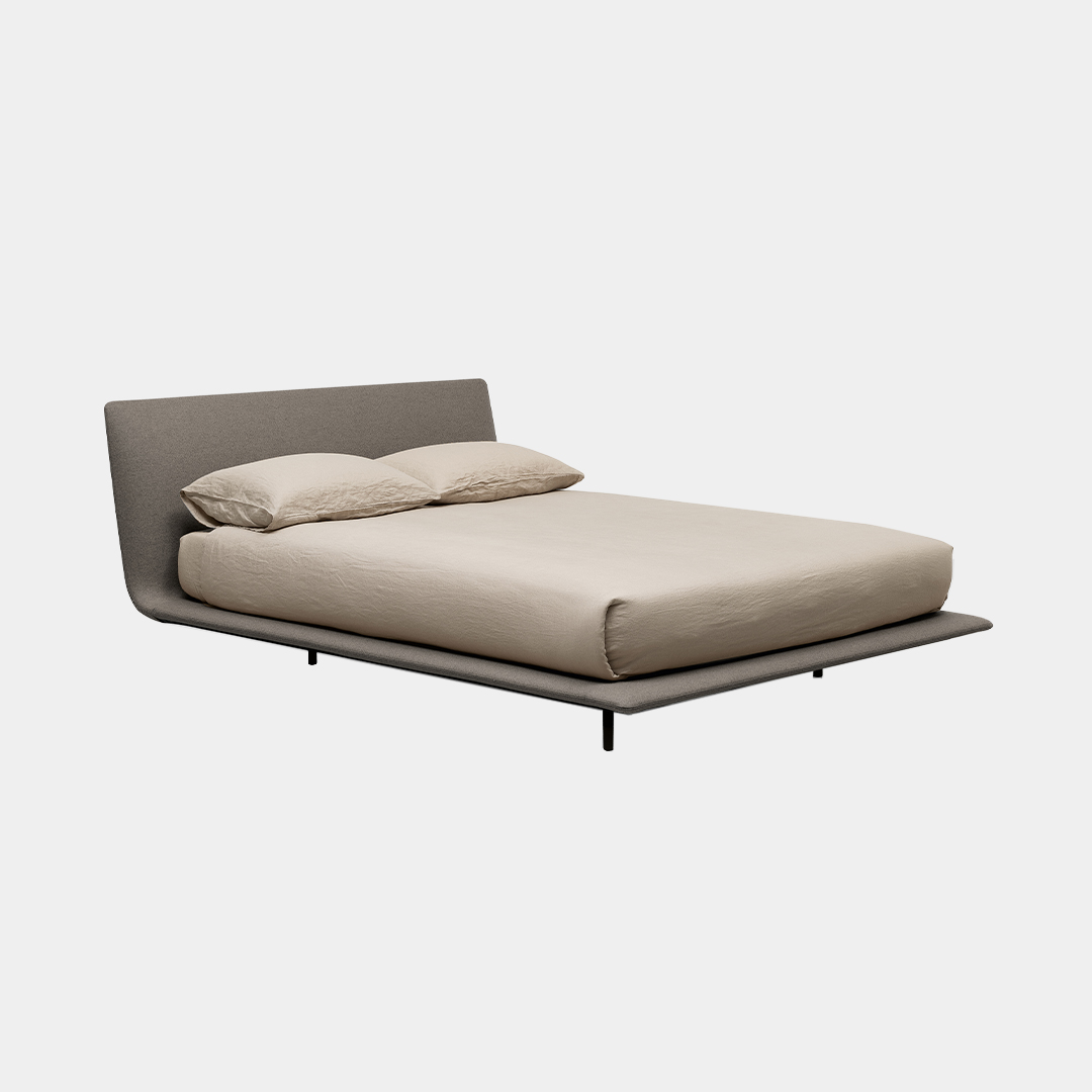 Legri — Bed with a suspended and light aesthetic